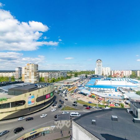 Kvartirkoff Na Obolonskom 40 Киев Екстериор снимка